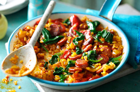 This old-favourite paella dish is full of flavour and it's the perfect mid-week dinner for the whole family