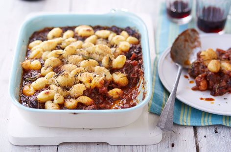 This flavoursome, one-pot wonder will definitely be a winner with the whole family
