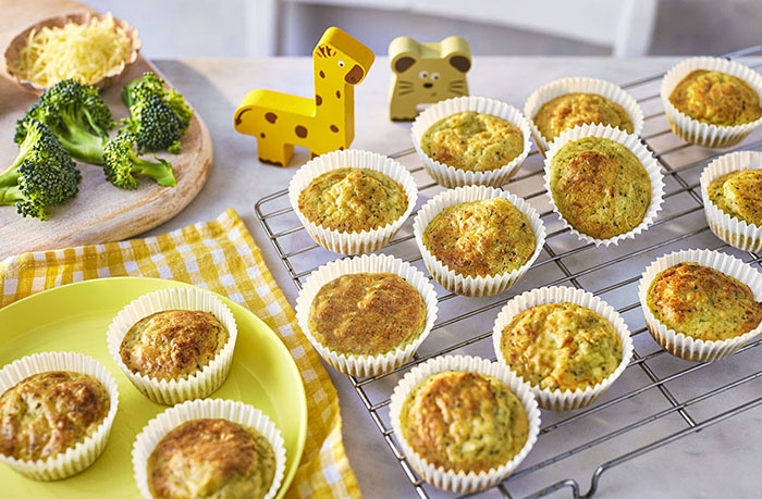 Cheesy broccoli muffins recipe