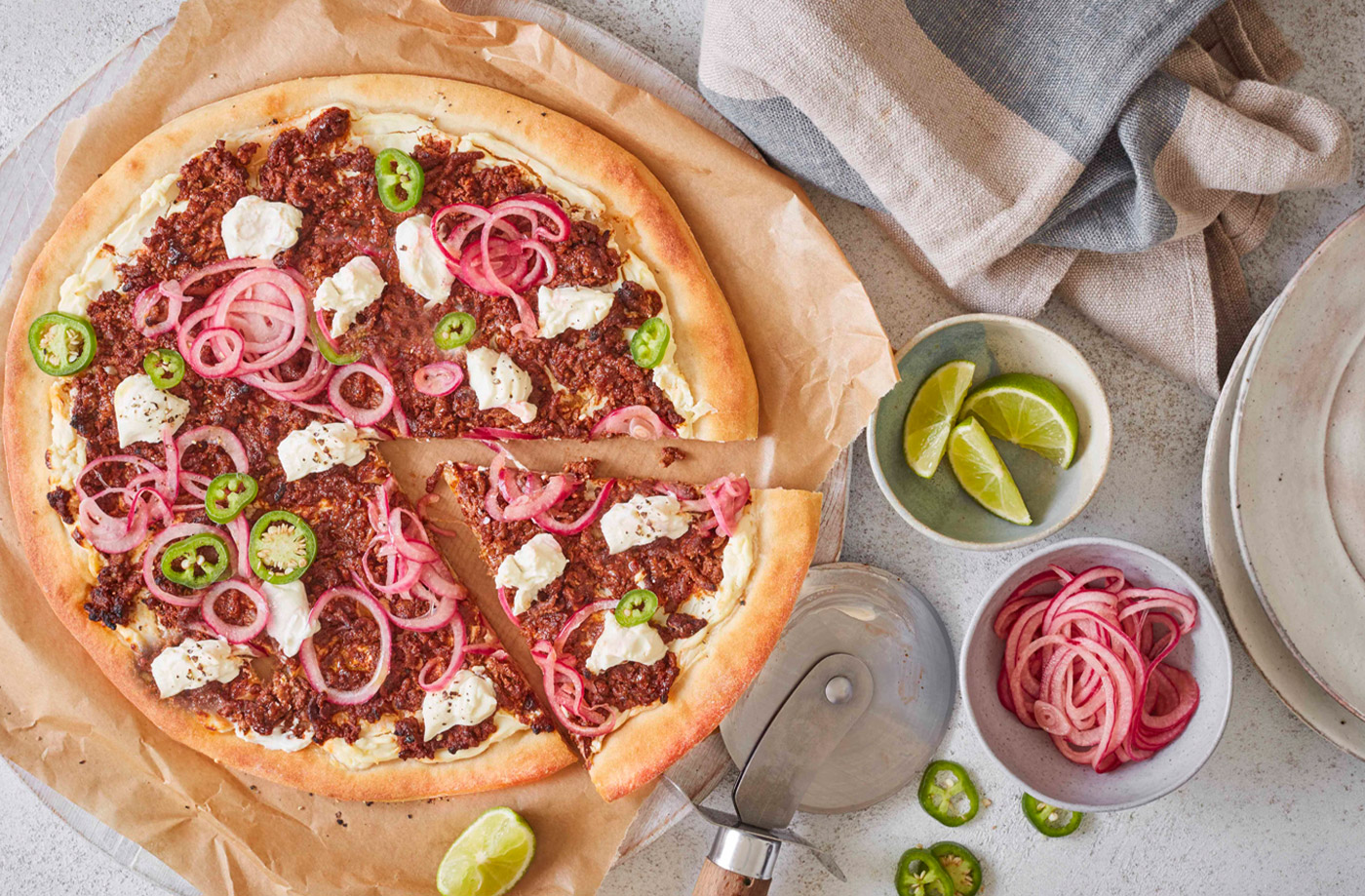 Spicy lamb pizza recipe