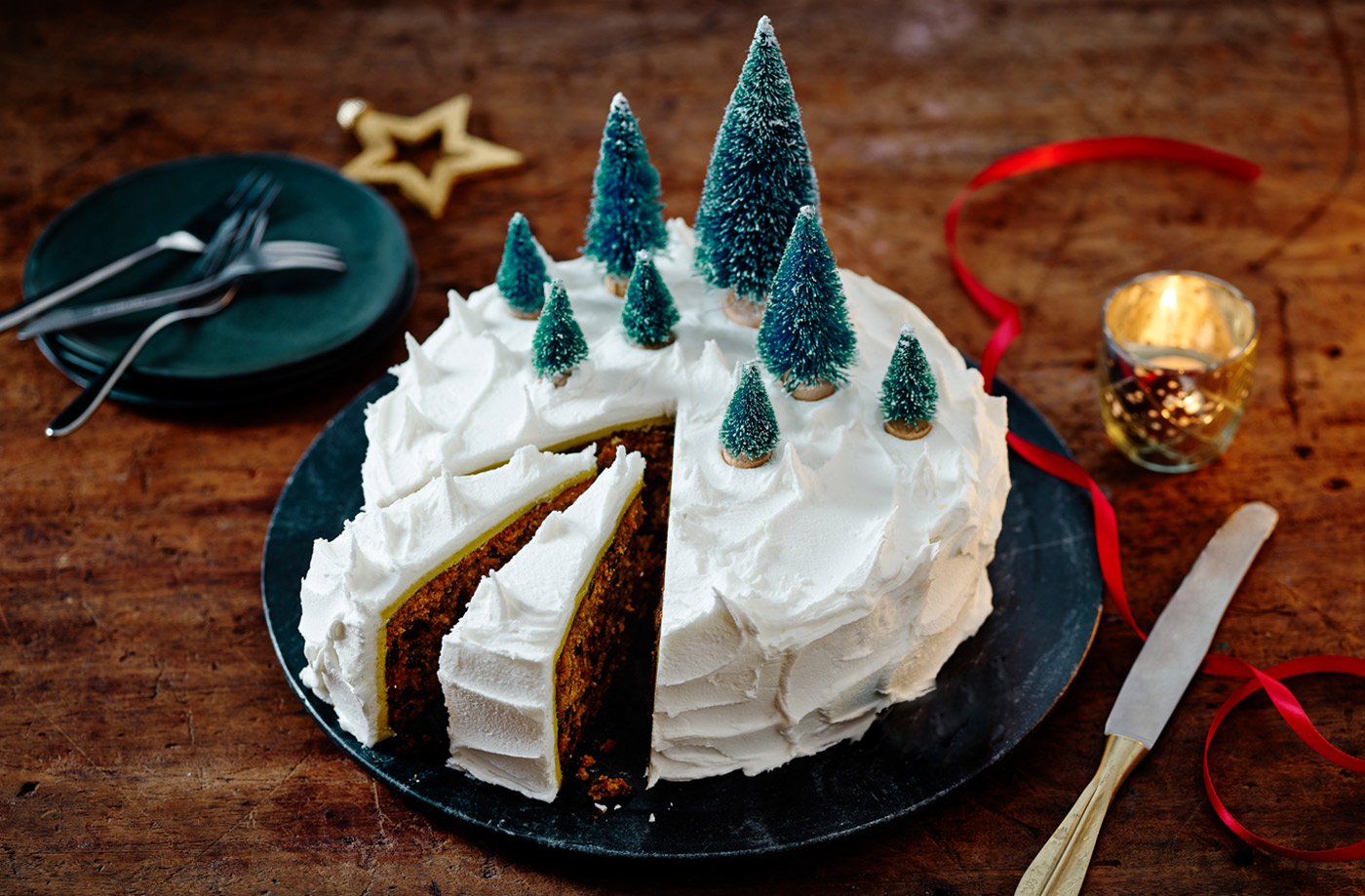 Traditional Christmas cake recipe