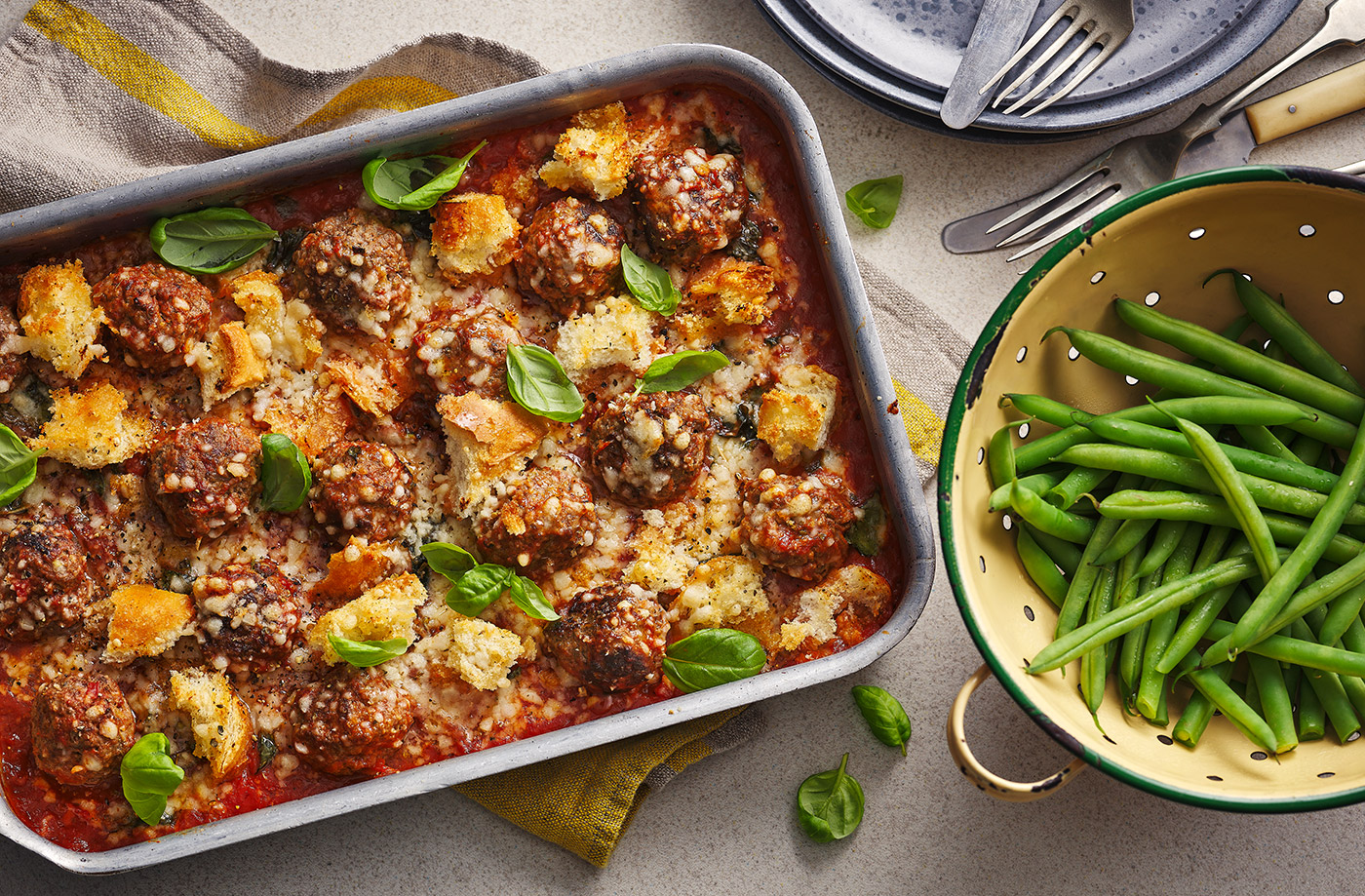 Arrabbiata meatball bake recipe