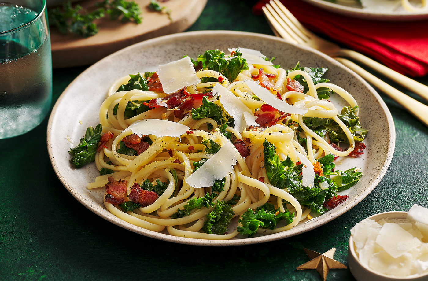 Bacon and kale one-pot pasta recipe