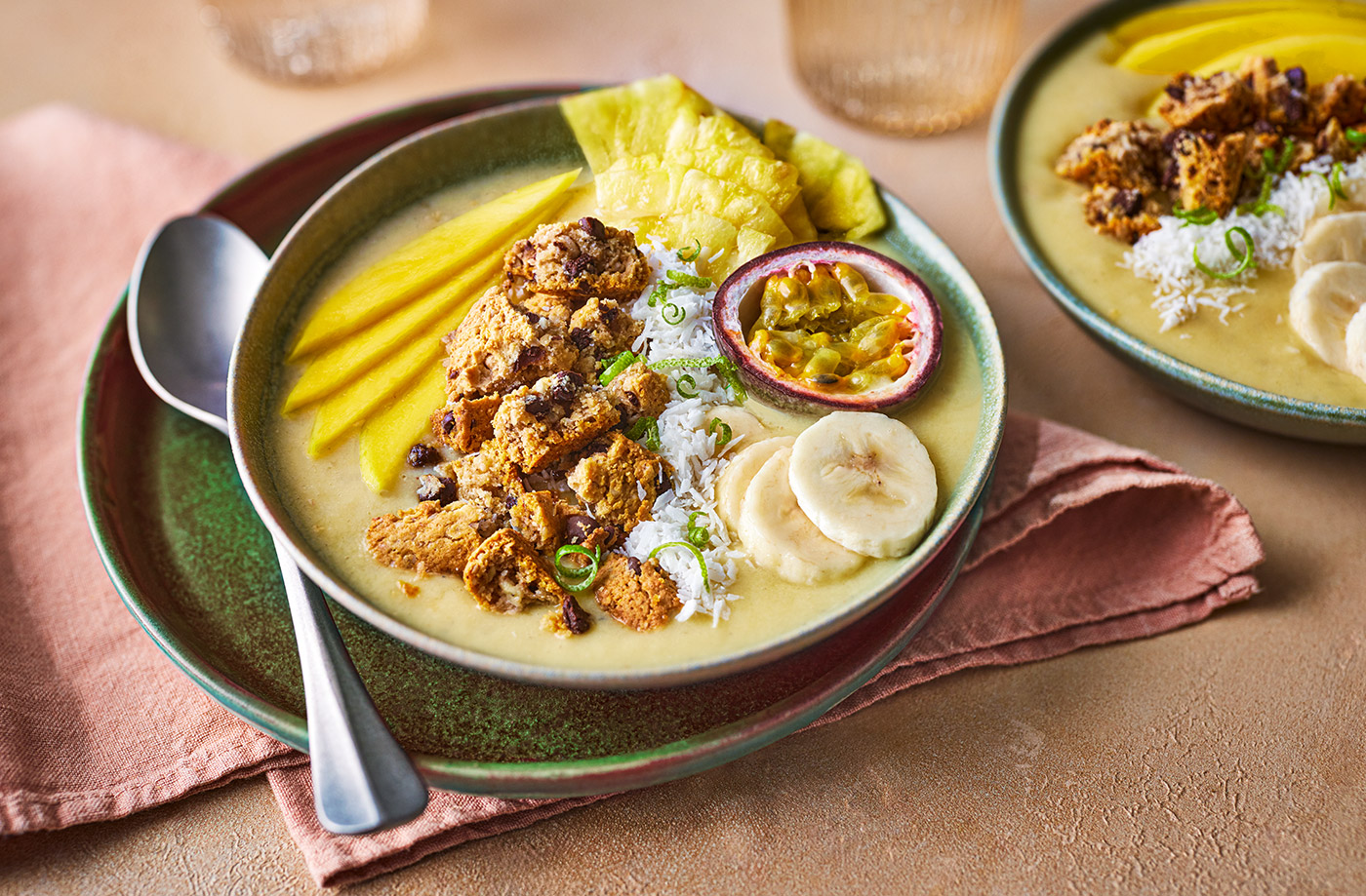 Sunshine smoothie bowl recipe