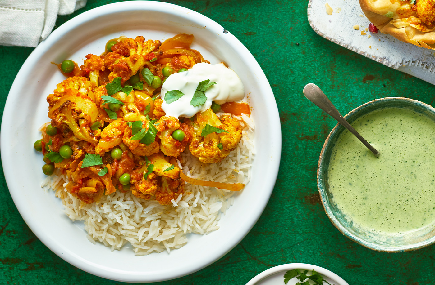 Cauliflower and pea curry recipe