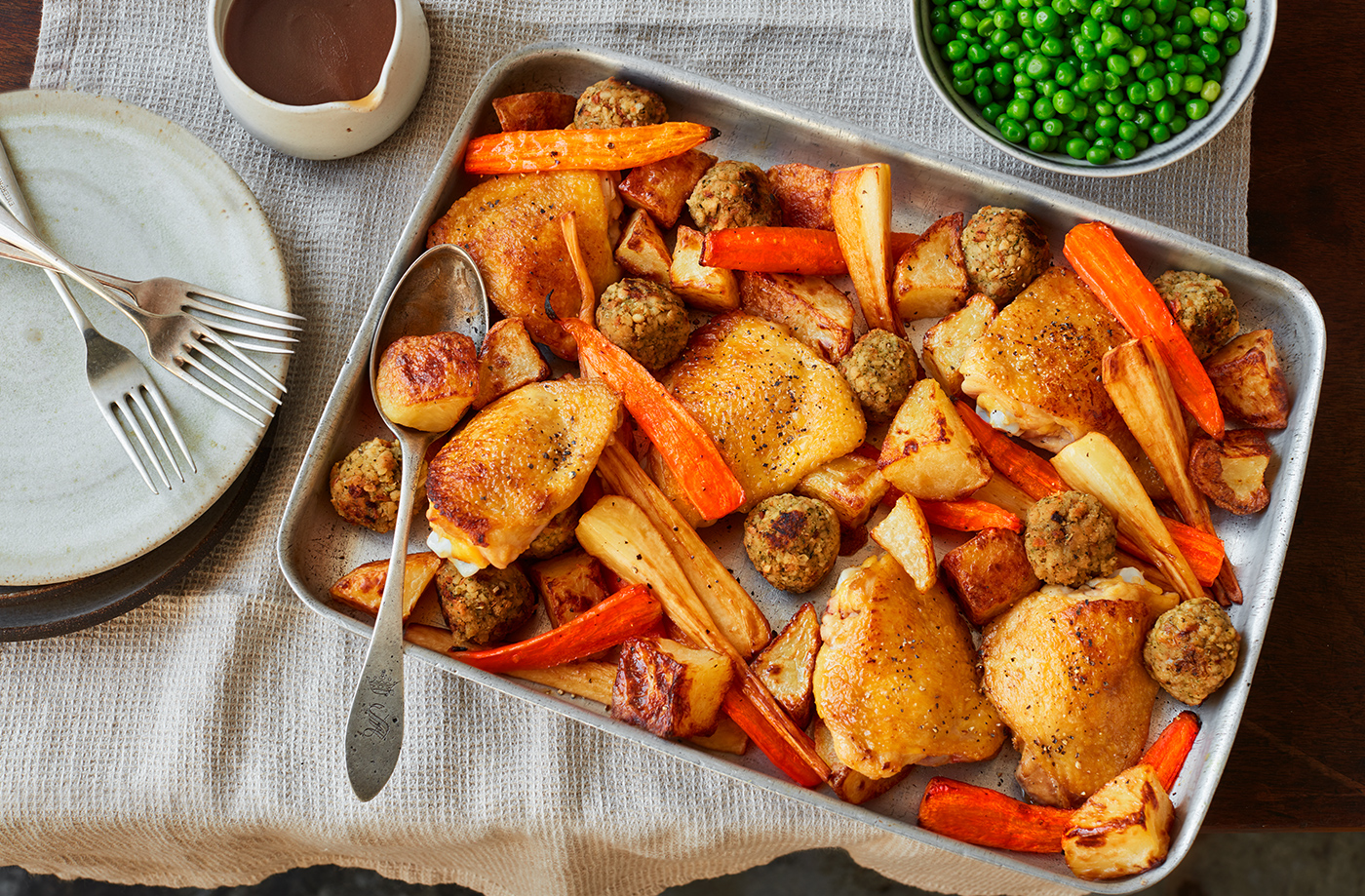Chicken and stuffing traybake recipe