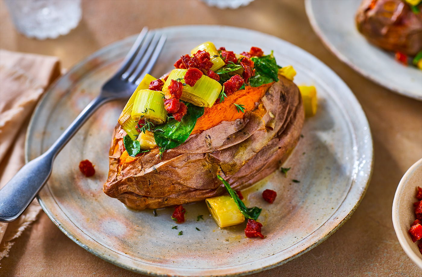 Creamy leeks and chorizo sweet potatoes recipe