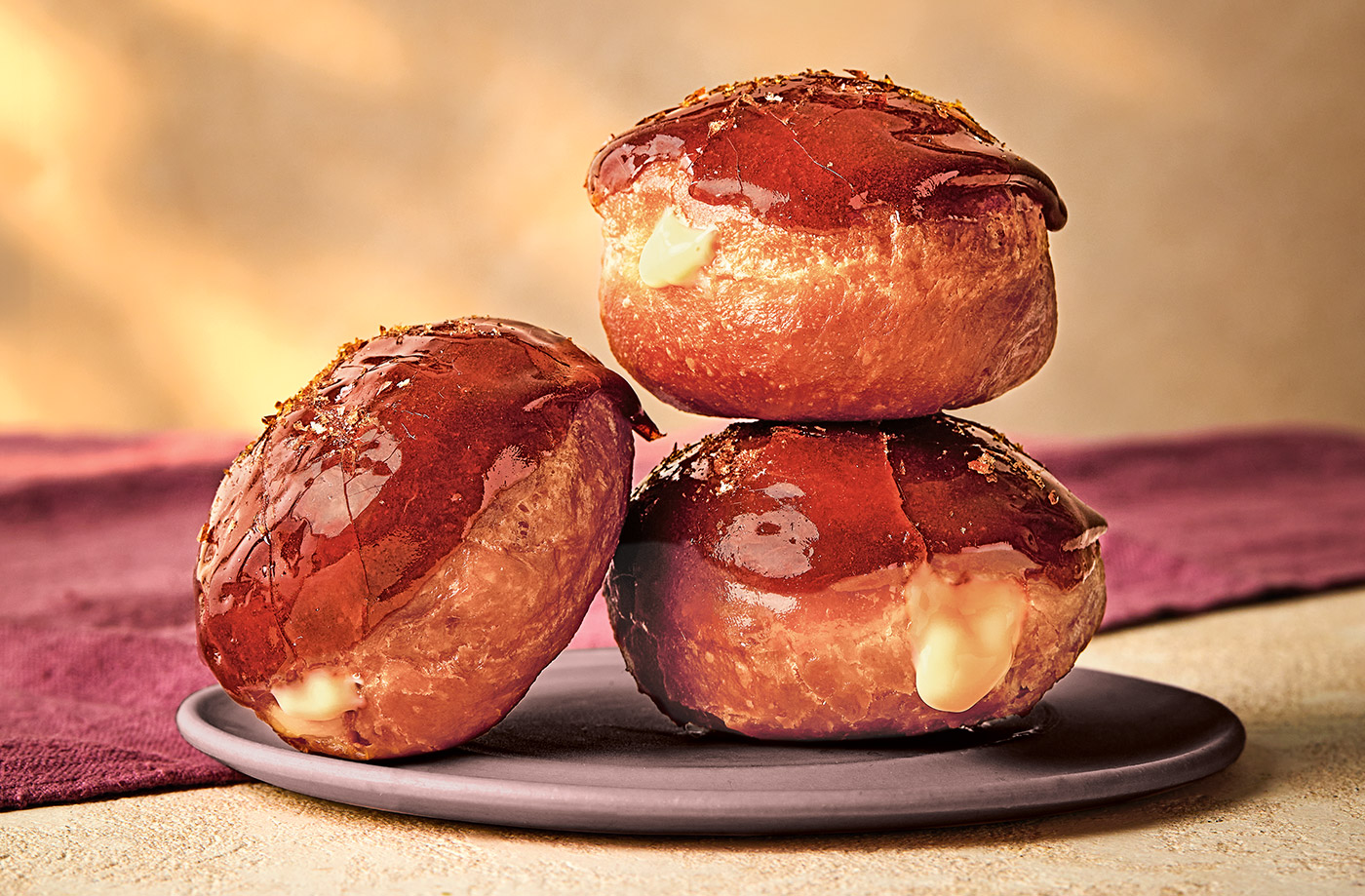 Crème brûlée doughnuts recipe