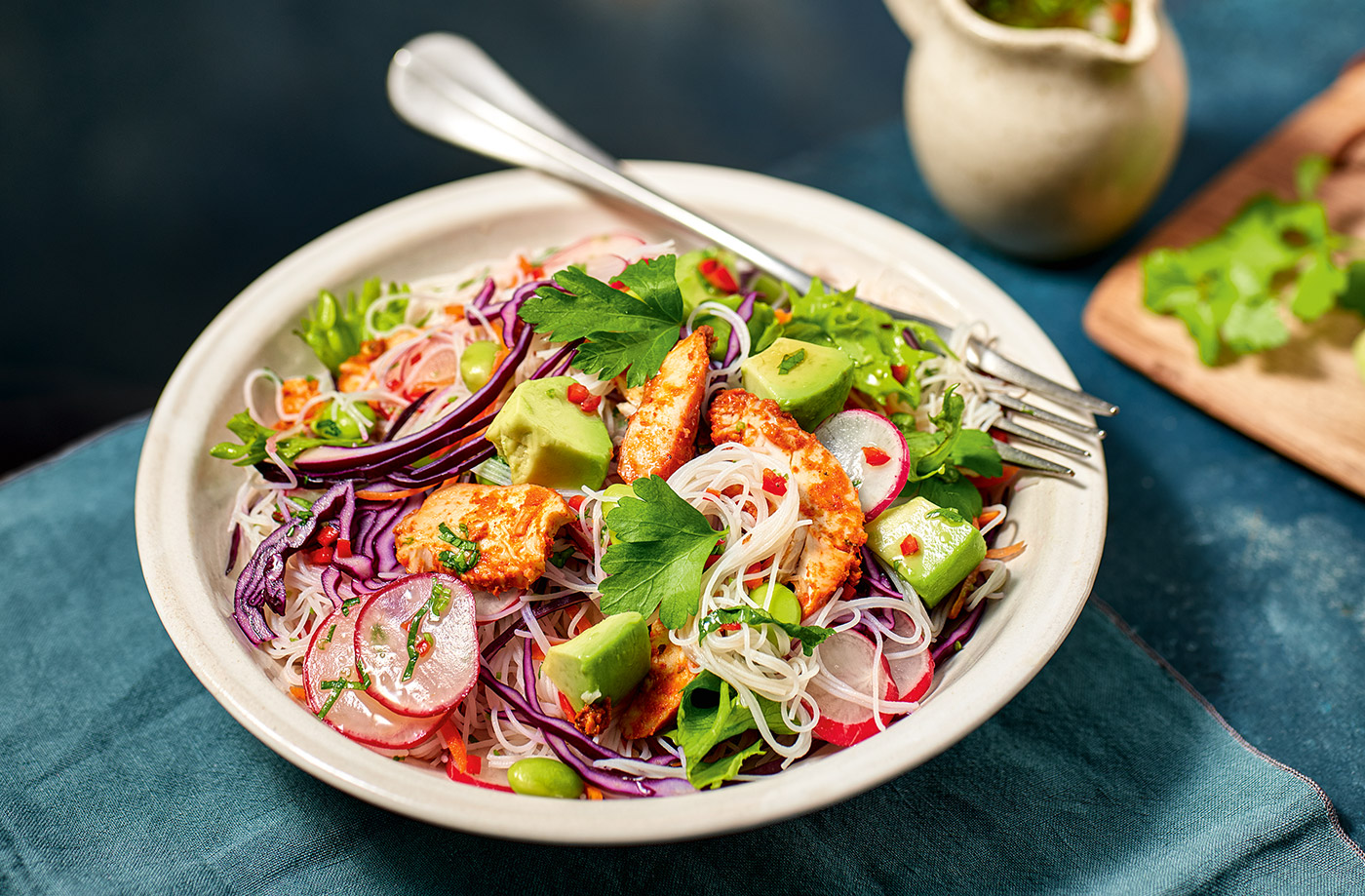 Crunchy chicken noodle bowls recipe