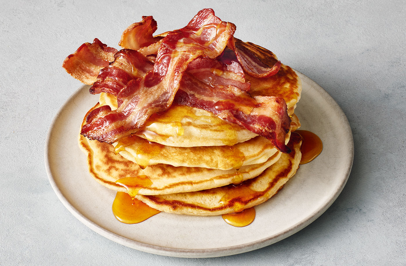 Bacon pancakes with maple syrup recipe
