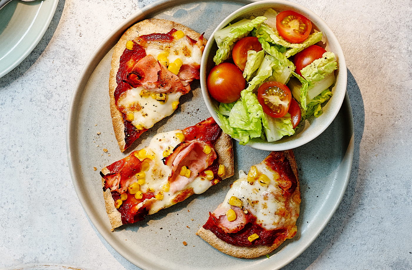 Ham and sweetcorn pitta pizzas recipe