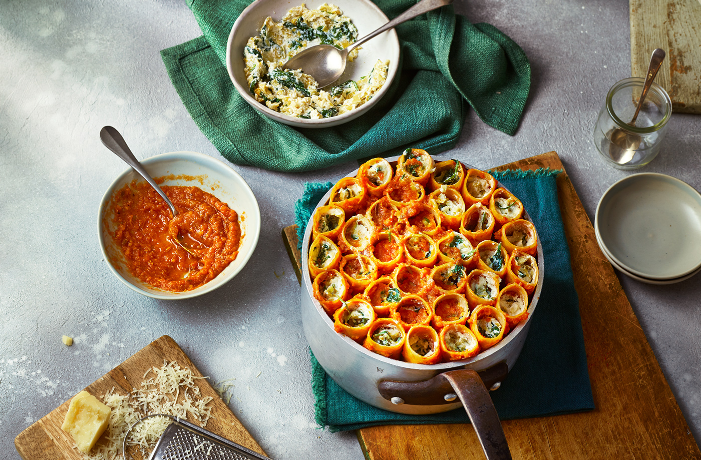 Honeycomb pasta with melted leeks and butternut squash sauce recipe