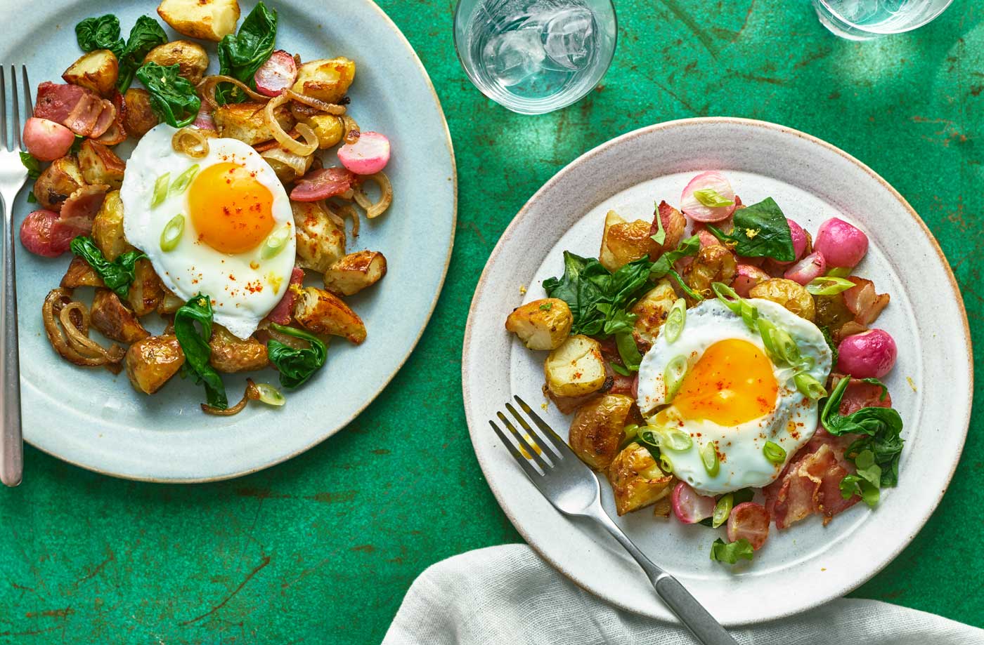 Potato hash with bacon and fried eggs recipe