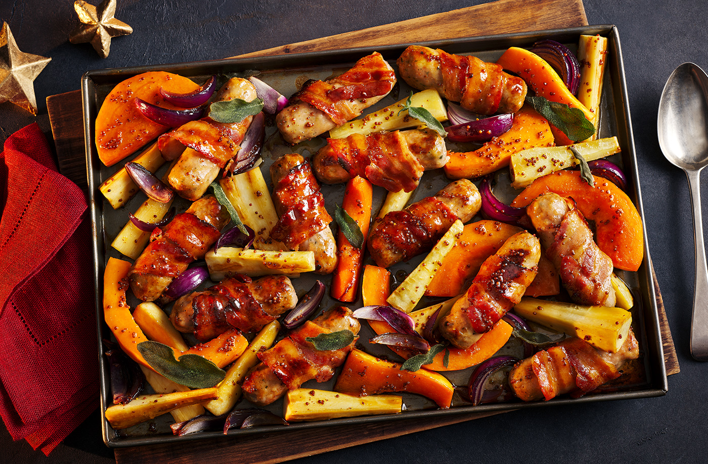 Pigs in blankets traybake recipe