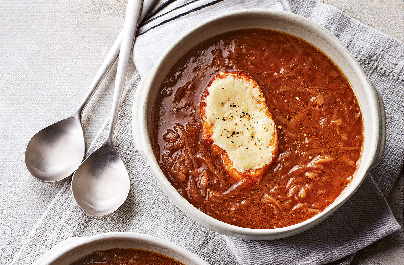 Slow-cooker French onion soup recipe
