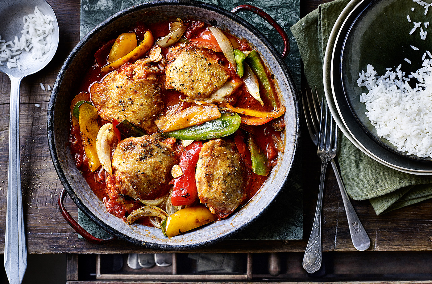 Spanish-inspired chicken and peppers one-pot recipe
