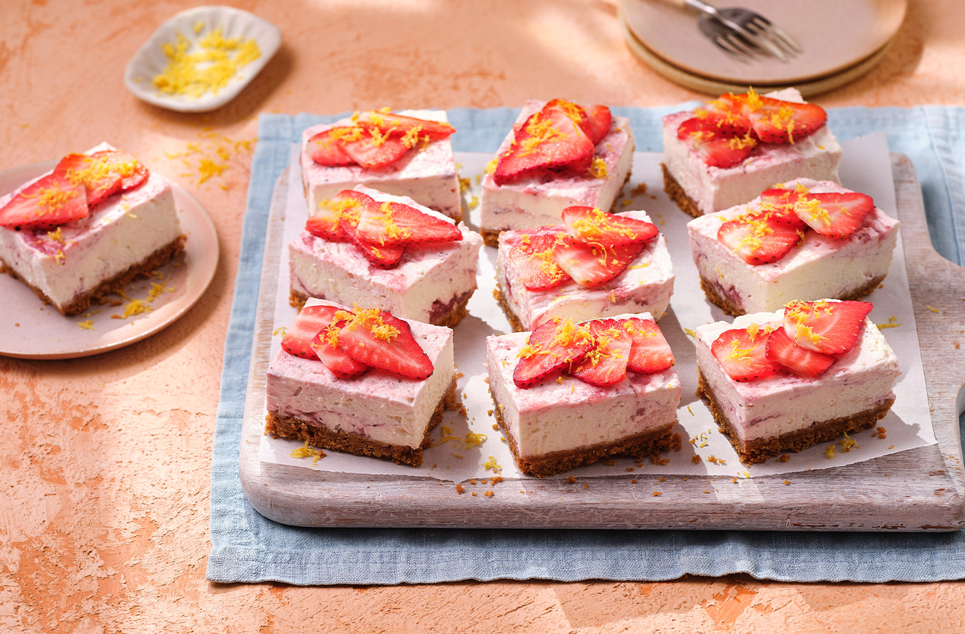 Strawberry and ginger cheesecake bars recipe