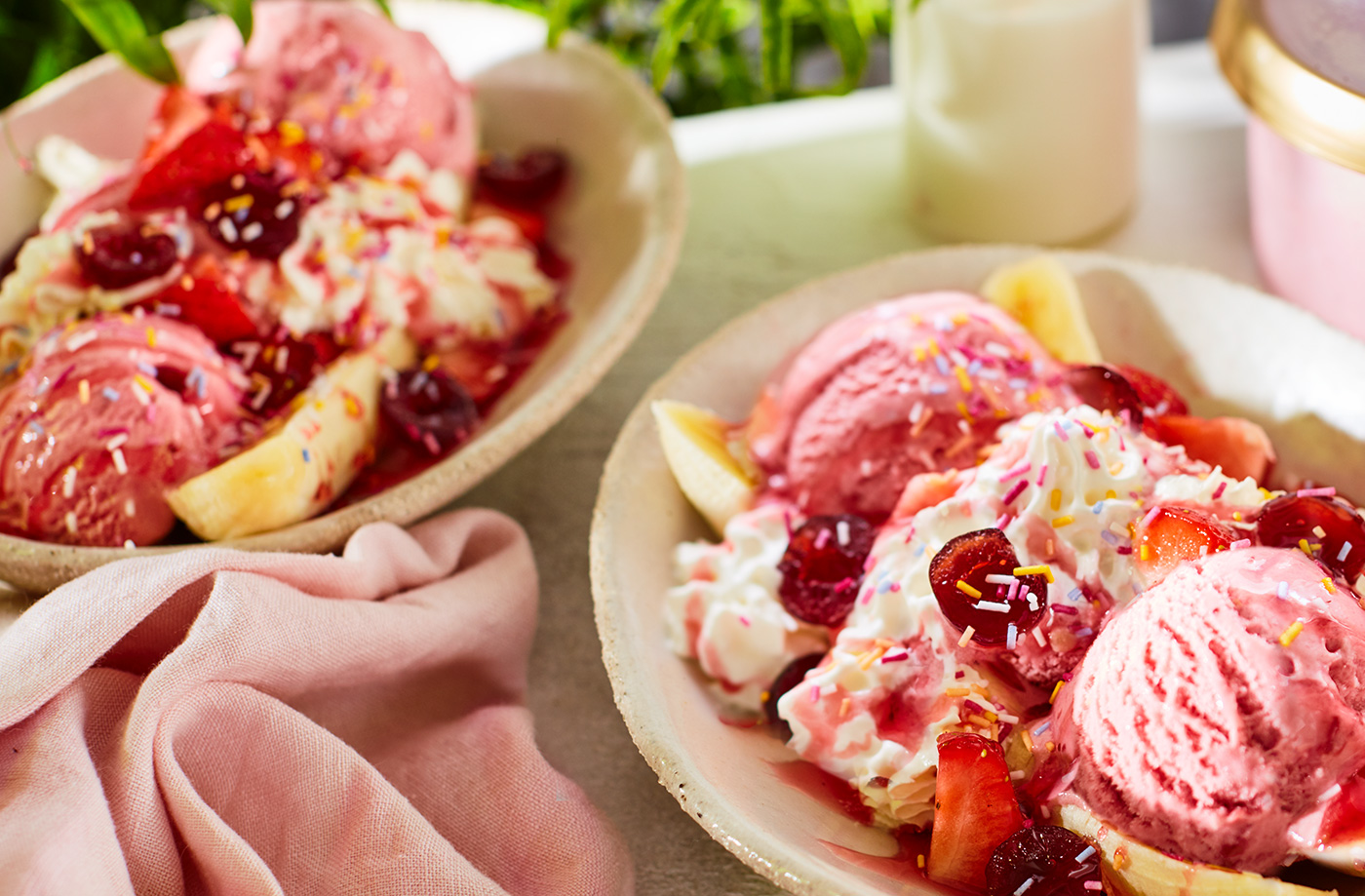 'Glast-home-berry' banana split recipe