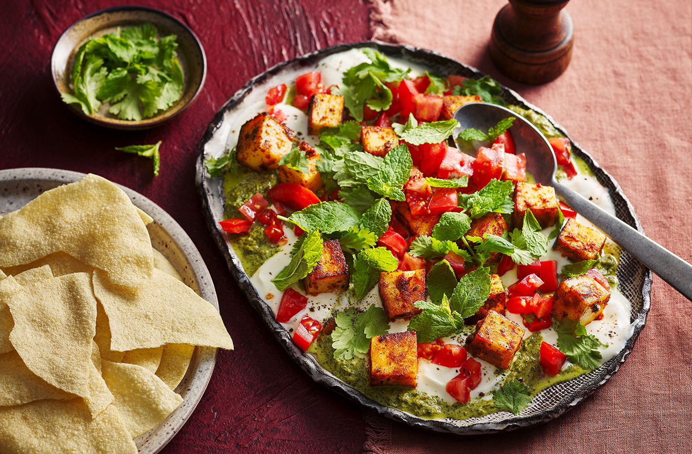 Tikka paneer dip with poppadoms recipe