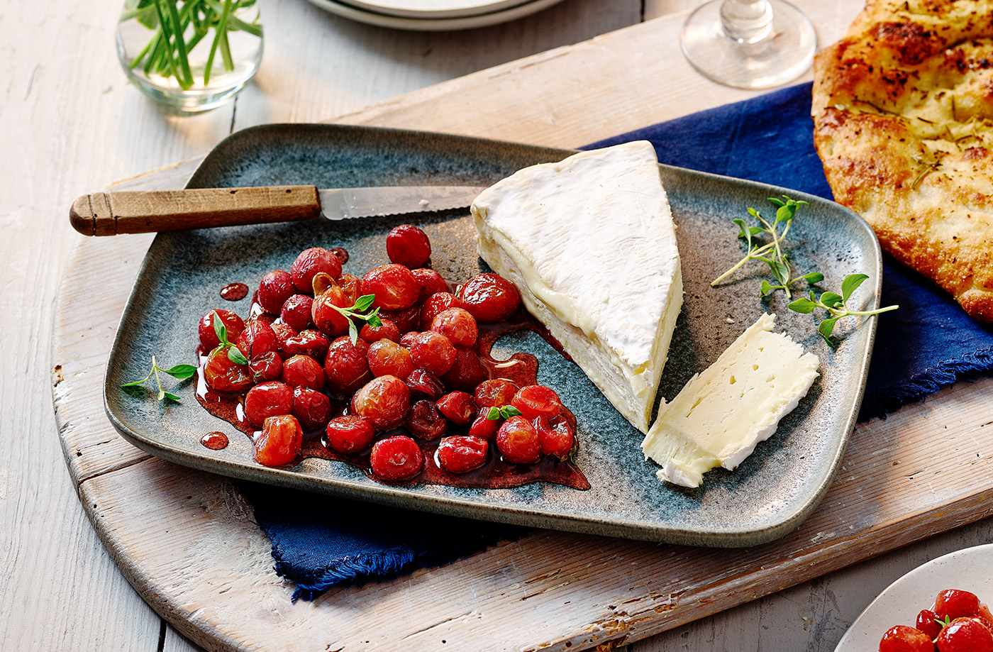 Roasted grapes and brie board recipe