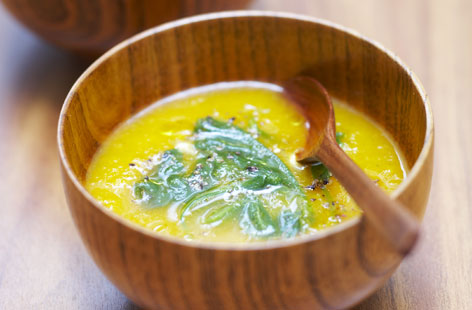 This hearty pumpkin soup is perfect for cold Autumn nights – serve on Bonfire Night to warm up after the fireworks!