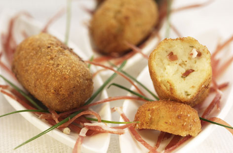Spanish ham croquettes with cheese recipe