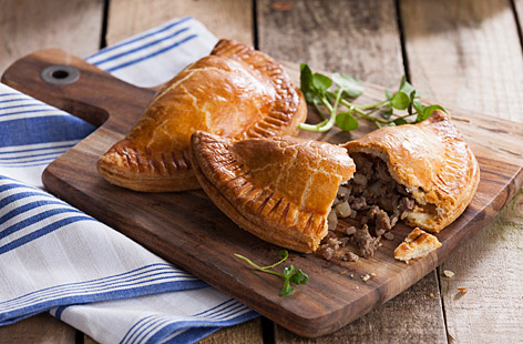 This Cornish-style pasty uses ready-made shortcrust pastry and is a doddle to make. Medallion steak is used for the rich filling, along with potato and onion – add a dash of Worcestershire sauce if you like a piquant edge. A great addition to a picnic spread.