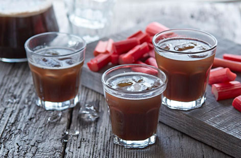 If you are a tea lover, why not try our rhubarb iced tea for a refreshing alternative to lemon.