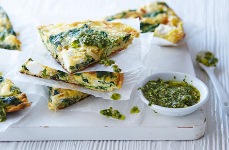 A classic grilled frittata that's perfect for light lunches and picnics. It's packed full of flavoursome goat's cheese and nutritious spinach and can be served warm from the pan or cold, with a salad