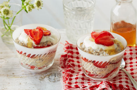 Put a spring in your step with this vibrant fruit cup – a sweet melange of strawberries, bananas, oats and yogurt makes for a vitalising yet delicious breakfast, packed with plenty of get-up-and-go
