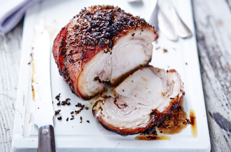 A delicious roast with a Mediterranean twist, perfect for a Sunday Roast with the whole family!