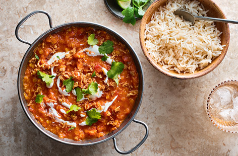 Ready in 20 mins with very little effort, this recipe shows why the microwave is king in the kitchen. This low-energy dish, made with just 4 ingredients, is a great winter warmer.