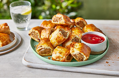 Try packing these easy sausage rolls in the kids' lunchboxes. They're made with just three ingredients including meat and veg sausages that are packed with 30% veggies. 