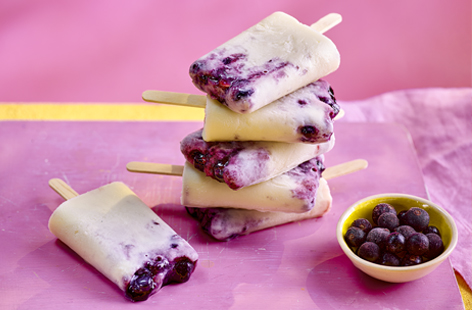 These blackcurrant milk pops are made with just 3 ingredients – the perfect refreshing summer treat for kids.