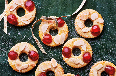 Edible gifts are a surefire pleaser at Christmas, and these bakewell wreaths are no different, with the classic British bake made into bitesized delights