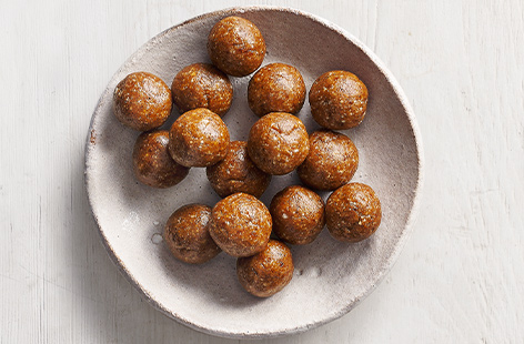 Take the makings of classic Turkish baklava and roll it up into a bite-sized delight 