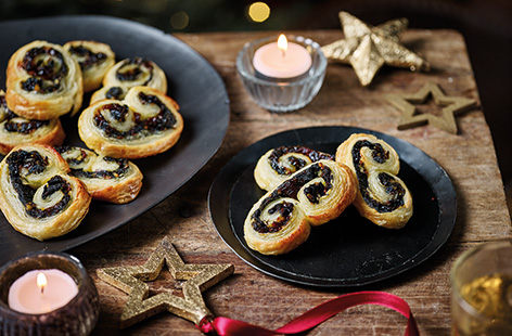 For a quick Christmas bake, try these caramelised onion and spinach palmiers. Using a jar of rich caramelised onion chutney for a a handy shortcut, make a big batch for simple vegan canapé.