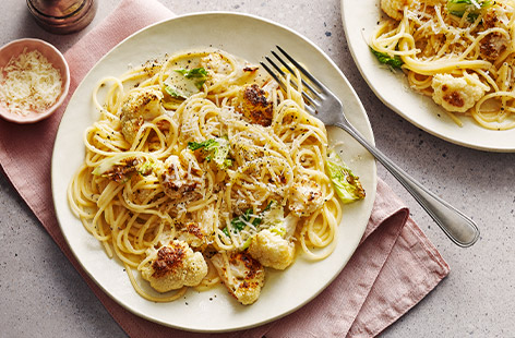 Tuck into this quick and easy cauliflower cheese and black pepper pasta that only takes 25 minutes to make.