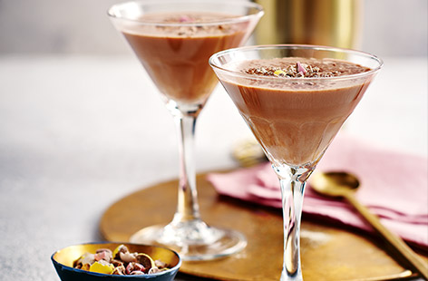 Crave chocolate but fancy something a bit more grown-up? Look no further than this recipe for a decadent (and adult) chocolate martini.