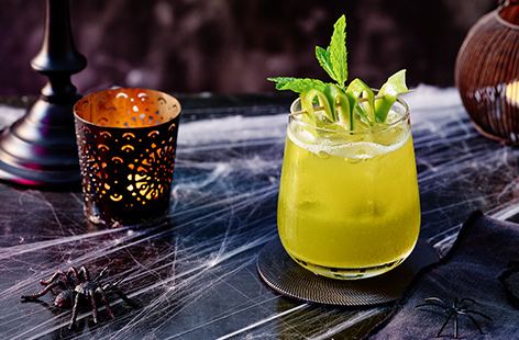 This super sour is made with whisky and cider, sweetened with sugar syrup and turned vibrant yellow with a touch of food colouring
