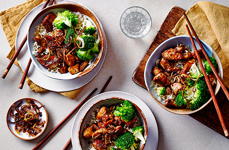 For a quick midweek meal, try this easy pork teriyaki recipe. Marinate pork in soy, ginger, honey, mustard and fry until sticky and glazed, then serve with broccoli and fluffy rice.