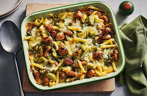 Everyone loves a pasta bake and this simple, tasty recipe using budget-friendly sausages, pesto and veg is a good one to add to your repertoire. The addition of crème fraîche and mozzarella adds an indulgent richness, but it's still cost-effective.