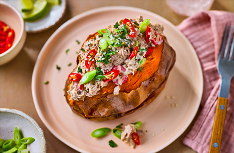 Upgrade your classic tuna mayo with this sesame soy twist! We've added Asian-inspired flavours to this classic combo for a speedy midweek dinner you'll love.