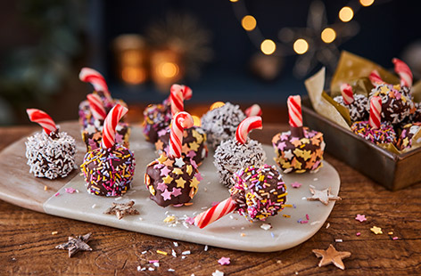 These pretty snowball dippers are so easy to make and use just four ingredients