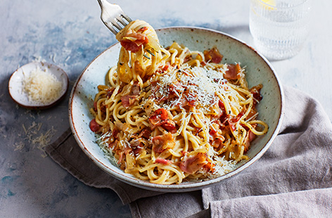 What's better than a comforting bowl of spaghetti carbonara? Not much. The best carbonara recipe is deceptively simple, and this carbonara for one takes just 25 minutes to make, yet the rich, creamy, smoky flavours suggest a dish that's been hours in the making! Perfect for a cosy night in with your favourite series.