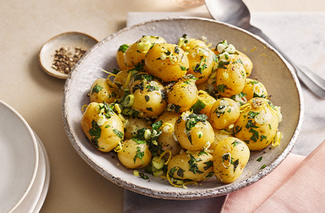 Use your microwave to whip up these herby potatoes. Ready in just 20 minutes, these are the ultimate speedy side dish for your Sunday dinner. 