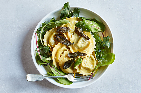 Ready in just 10 minutes and made with only 5 ingredients, this speedy pasta recipe with a buttery sage sauce, fresh salad leaves and pecorino is ideal for those busy weeknights when you need a comforting bowl of pasta with minimum fuss