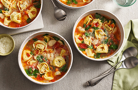 Inspired by the TikTok trend, this tortellini soup can be rustled up in under 20 minutes. Spinach and ricotta tortellini is cooked in a homemade soup that is 2 of your 5-a-day.