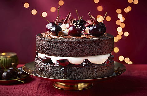 A fun twist on the nostalgic Black Forest cake, this almond cake is rich, nutty, and bursting with holiday cheer—guaranteed to steal the show at any Christmas table!