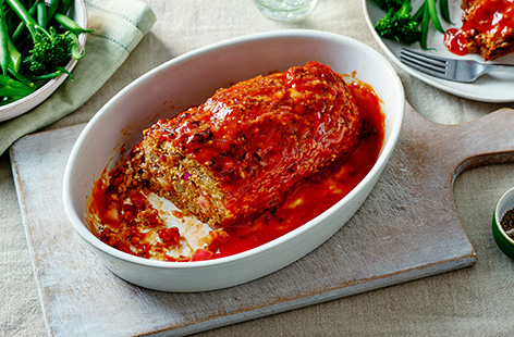 Impress your guests with this easy turkey meatloaf which serves 8. You can prepare this up to 12 hours in advance, then bake when you're ready to eat!
